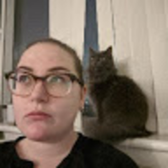 Meet your Posher, Jillian - Picture 1 of 1